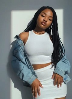 Queen Amahle - escort in Nairobi Photo 1 of 1