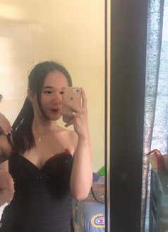 Queen Amelia - Transsexual escort in Jakarta Photo 13 of 30