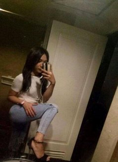 Queen Amelia - Transsexual escort in Jakarta Photo 19 of 30