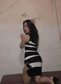 Queen Amelia - Transsexual escort in Jakarta Photo 9 of 15