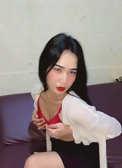 Queen Amelia - Transsexual escort in Jakarta Photo 15 of 15