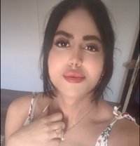 queen annabelle - Transsexual escort in Beirut Photo 28 of 30