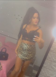 queen annabelle - Transsexual escort in Beirut Photo 27 of 29