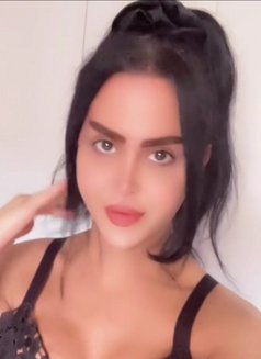 queen annabelle - Transsexual escort in Beirut Photo 29 of 30