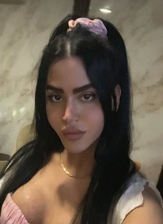 queen annabelle - Transsexual escort in Beirut Photo 24 of 30