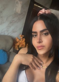 queen annabelle - Transsexual escort in Beirut Photo 26 of 30