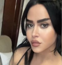 queen annabelle - Transsexual escort in Beirut Photo 27 of 30