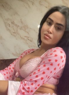 queen annabelle - Acompañantes transexual in Beirut Photo 28 of 30