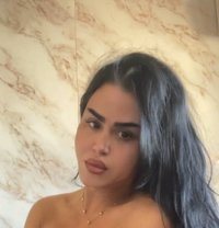 queen annabelle - Transsexual escort in Beirut Photo 4 of 30