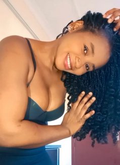 Queen Annie - escort in Riyadh Photo 1 of 5