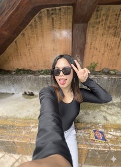 Queen Bee - Transsexual escort in Cebu City Photo 13 of 14