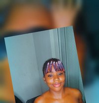 Queen Bella greater Noida - puta in Noida Photo 3 of 10