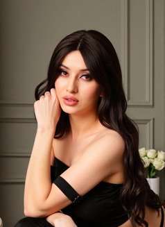 Queen Diana from Moscow big dick🇷🇺 - Acompañantes transexual in Al Manama Photo 12 of 27