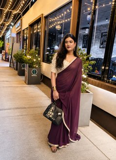 Queen Diva - Transsexual escort in Gurgaon Photo 3 of 9