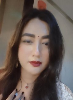 Queen Diva - Transsexual escort in Gurgaon Photo 5 of 9