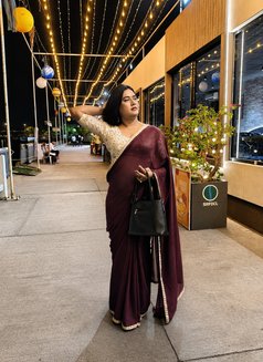 Queen Diva - Transsexual escort in Gurgaon Photo 7 of 9