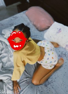 Queen - escort in Abuja Photo 1 of 4