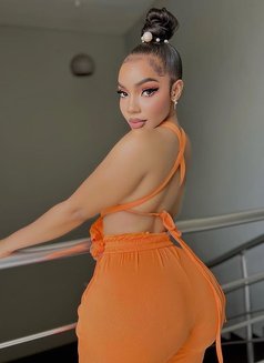 Queen - escort in Ahmedabad Photo 10 of 11