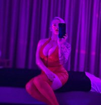Queen Eva - Pornsex & Mistress - escort in Dubai
