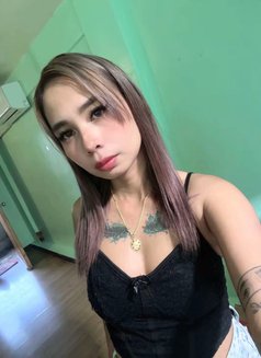 Queen - puta in Makati City Photo 11 of 24