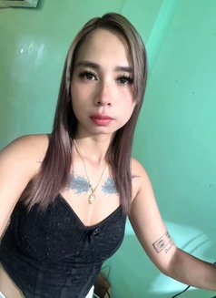 Queen - puta in Makati City Photo 12 of 24