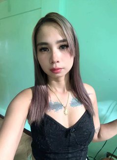 Queen - puta in Makati City Photo 13 of 24