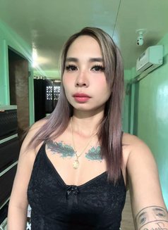 Queen - puta in Makati City Photo 15 of 24