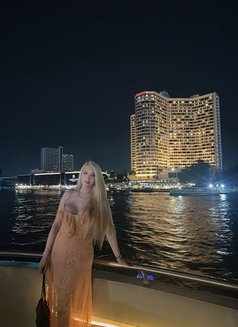 Queen Goddess Natasha - Transsexual escort in Casablanca Photo 23 of 30