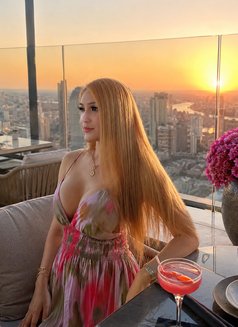 Queen Goddess Natasha - Transsexual escort in Abu Dhabi Photo 16 of 21