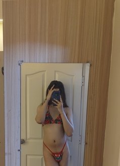 "Queen in my natural Body" - Transsexual escort in Bangalore Photo 11 of 21