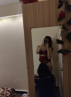 "Queen in my natural Body" - Transsexual escort in Bangalore Photo 17 of 22