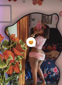 Queen Jessy - escort in Guangzhou Photo 3 of 5