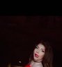 Queen JIJI - Transsexual escort in Beirut Photo 6 of 11