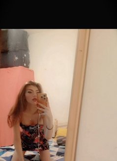 Queen JIJI - Acompañantes transexual in Beirut Photo 14 of 16
