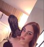 Queen JIJI 🇱🇧 - Transsexual escort in Dubai Photo 1 of 23