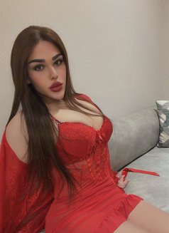 ๐ฑ๐ง QUEEN JIJI ๐ฑ๐ง - Transsexual escort in Riyadh Photo 24 of 30