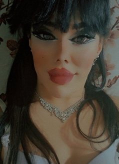 Queen Junella - Acompañantes transexual in Beirut Photo 17 of 22