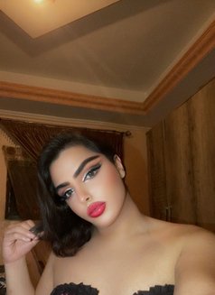 Queen Katty - Acompañantes transexual in Beirut Photo 2 of 3