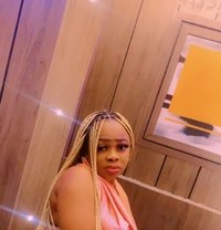 Queen - escort in Accra