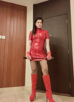 Queen (Lady Mistress ) - Dominadora in Al Manama Photo 6 of 12