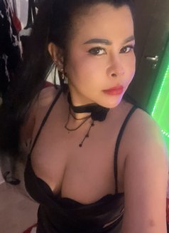 Queen (Lady Mistress ) - dominatrix in Al Manama Photo 9 of 10