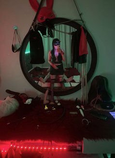 Queen (Lady Mistress ) - Dominadora in Al Manama Photo 8 of 11