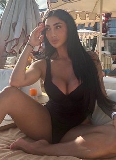 Queen Lady - escort in Tokyo Photo 1 of 5