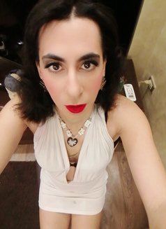 Queen - Acompañantes transexual in Cairo Photo 5 of 6