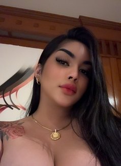 QUEEN LEEHLA VERSATILE JUST ARRIVED - Transsexual escort in Phuket Photo 22 of 30