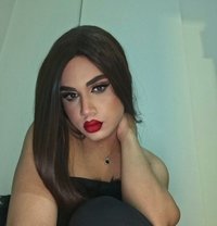 Queen Lili - Male escort in Beirut