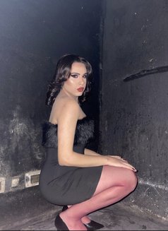 Queen LILITH - Transsexual escort in Beirut Photo 6 of 6