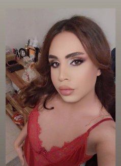 Queen LILITH - Transsexual escort in Beirut Photo 15 of 15