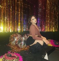 Queen LILITH - Transsexual escort in Beirut Photo 12 of 12