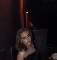 Queen LILITH - Transsexual escort in Beirut Photo 15 of 15